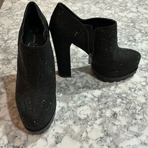 New unworn Jessica Simpson rhinestone bootie